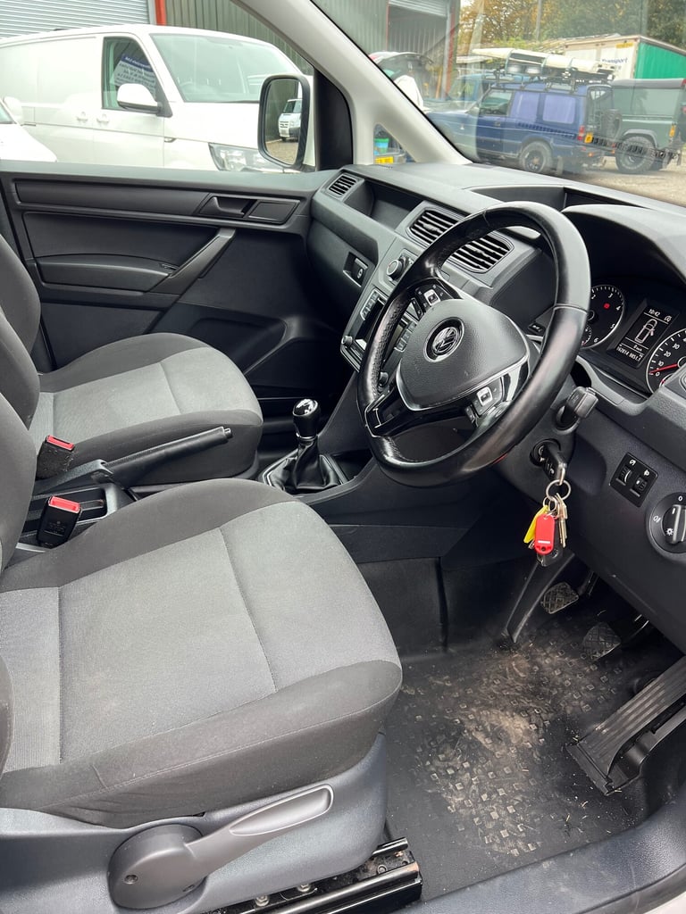2017 Volkswagen Caddy Maxi 2.0 TDI BlueMotion Tech 102PS Trendline Van AIR CON CLEAN VAN PANEL VA...