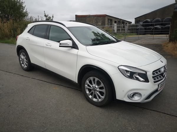 image for MERCEDES-BENZ GLA CLASS 2.1 GLA200d SE White Manual Diesel 2018