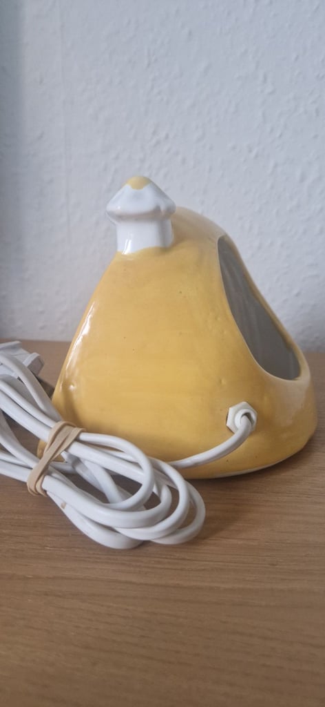 Childrens vintage beautiful bedside table lamp
