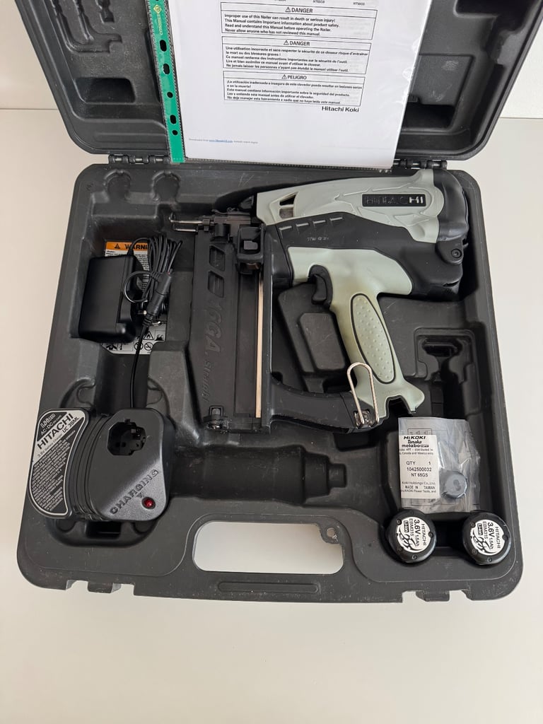 Refurbed Serviced Hitachi Koki NT65GS 2nd Fix Nail Gun Gas Finishing Straight Nailer