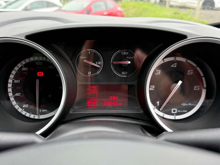 2012 Alfa Romeo Giulietta 1.6 JTDM-2 Veloce 5dr HATCHBACK DIESEL Manual