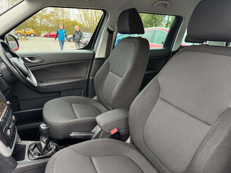 2015 Skoda Yeti 2.0 Turbo Diesel (TDI), SE Edition, Outdoor Packl, Manual. HATCHBACK Diesel Manual