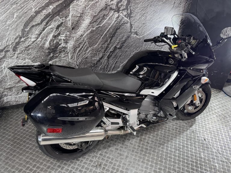 YAMAHA FJR 1300 FJR1300 2010