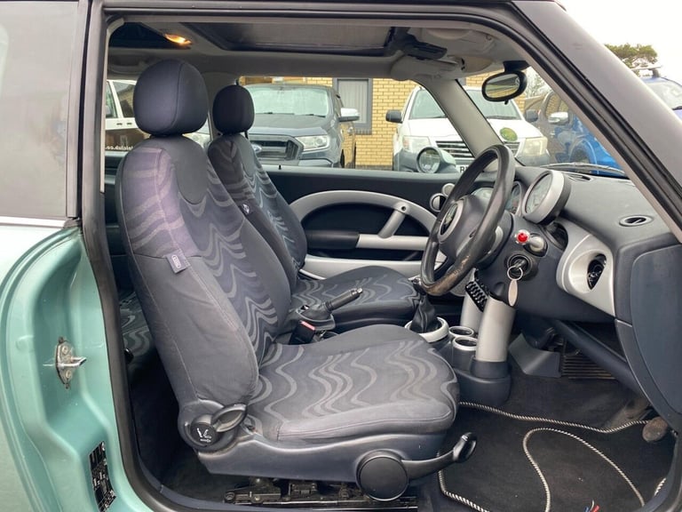 2002 MINI Hatch 1.6 One 3dr HATCHBACK PETROL Manual