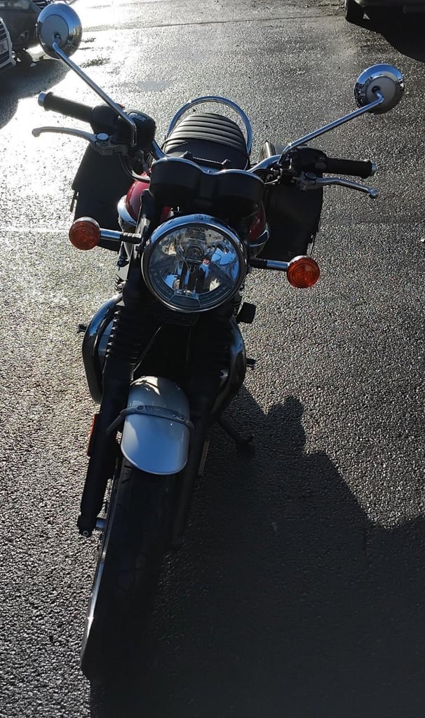 2017 66 TRIUMPH BONNEVILLE T120 T 120 1200 RED 1289 MILES CLASSIC STYLING