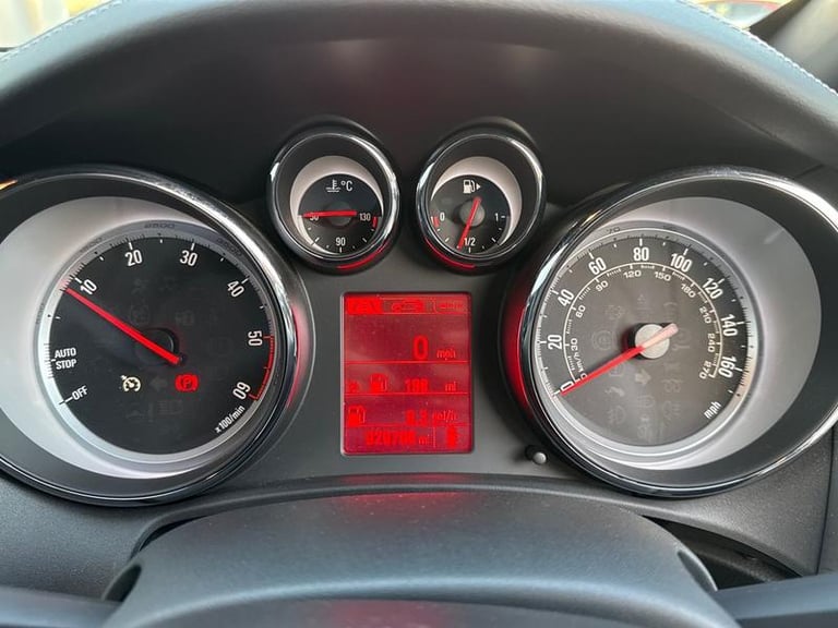 2015 Vauxhall Cascada 2.0 CDTi SE 2dr CONVERTIBLE DIESEL Manual