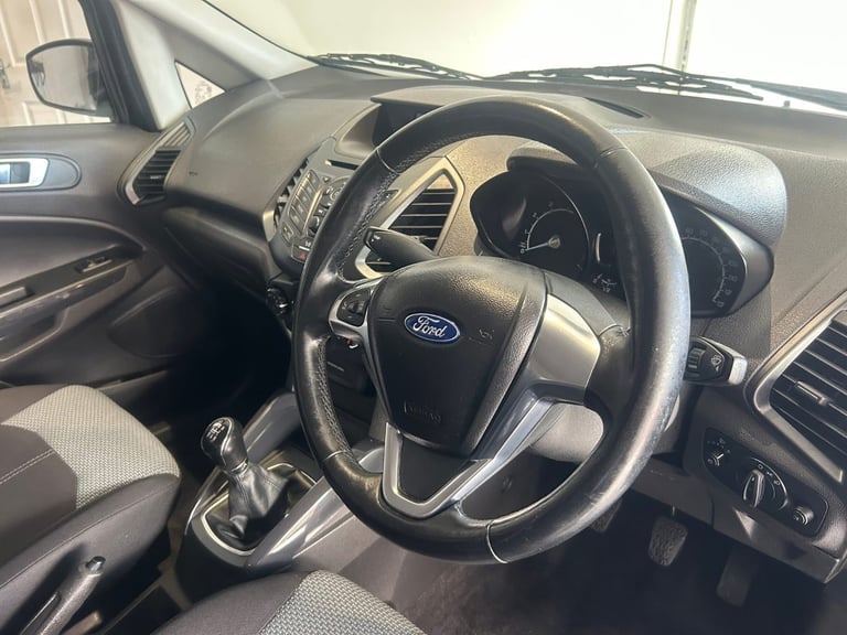 Ford, ECOSPORT, Hatchback, 2015, Manual, 999 (cc), 5 doors