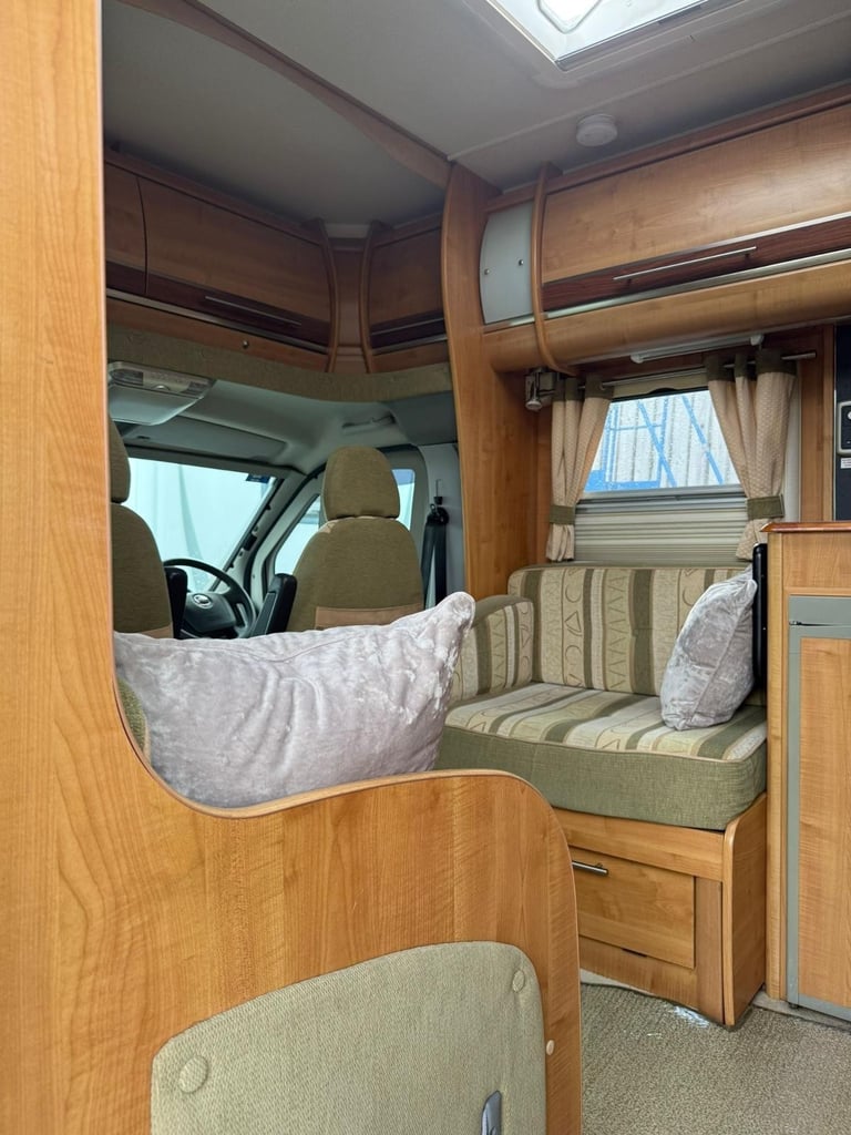 2009 - Auto Trail Cheyenne - 3 ltr -  44,000 miles - 4 berth / 2 belts 