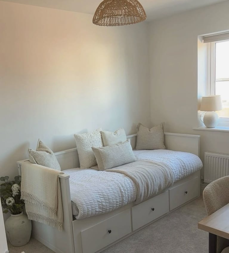 image for Ikea Hemnes Day Bed