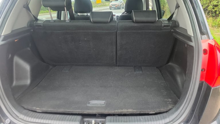 2011 Kia Venga 1.6 3 5dr Auto HATCHBACK Petrol Automatic