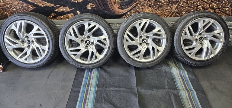 Citroen Genuine 17 alloy wheels + 4 x tyres 225 45 17 AutoGreen