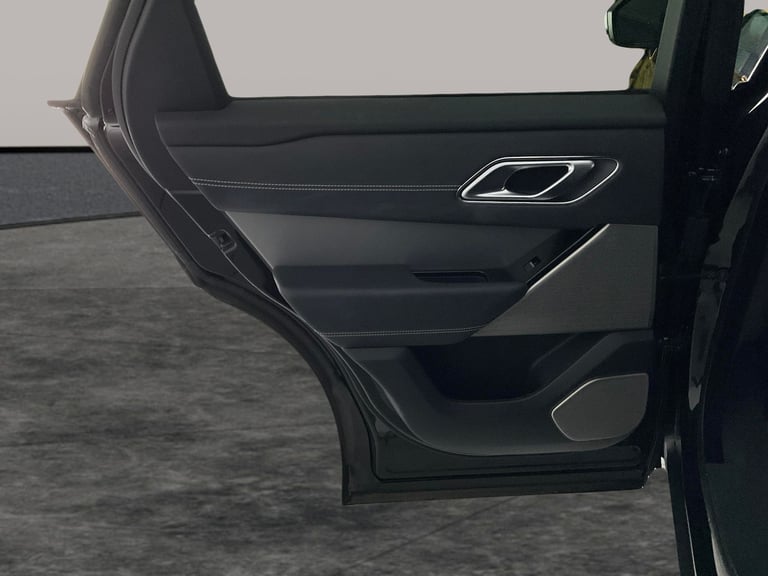 2022 Land Rover Range Rover Velar 2.0 P400e 17.1kWh R-Dynamic HSE SUV 5dr Petrol Plug-in Hybrid A...