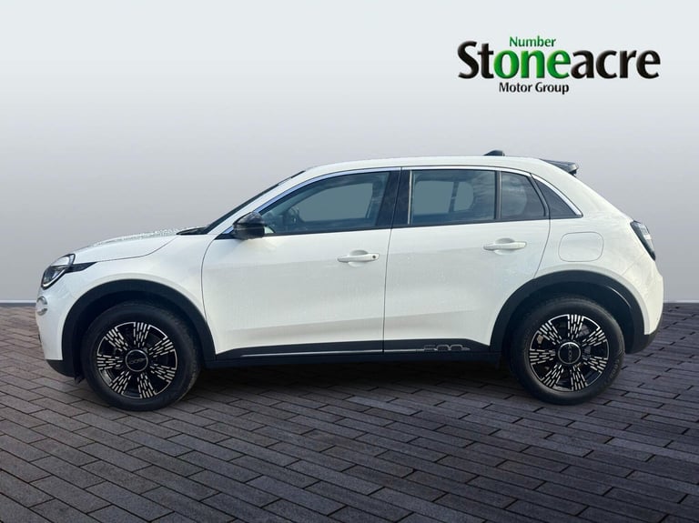 2025 Fiat 600 1.2 Hybrid 48V 5dr eDCT-6 HATCHBACK PETROL Automatic