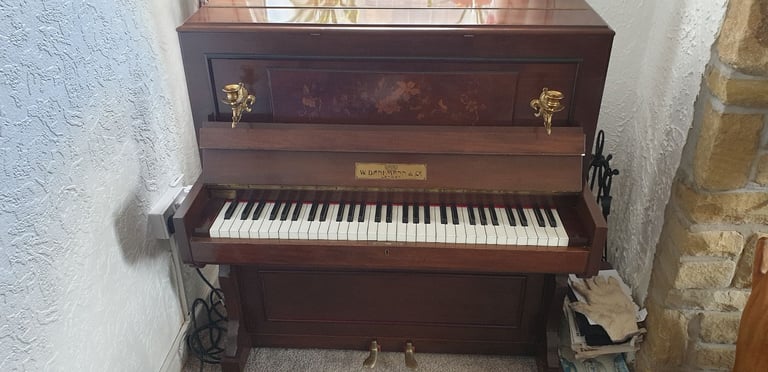 Piano for sale