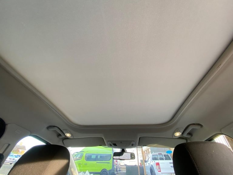 2012 Ford S-Max 2.2 TDCi 200 Titanium 5dr MPV DIESEL Manual