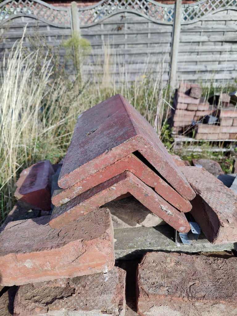 Reclaimed ridge tiles