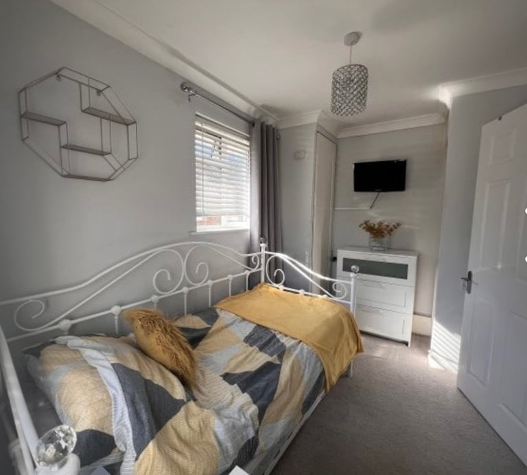 Room to rent