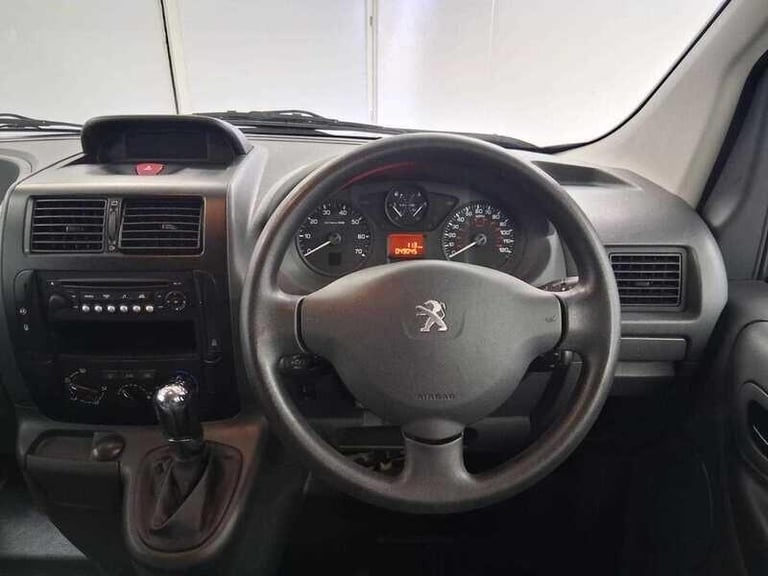 2016 Peugeot Partner Tepee 2.0 HDi Tepee Comfort 7 Seats 4dr MPV Diesel Automatic