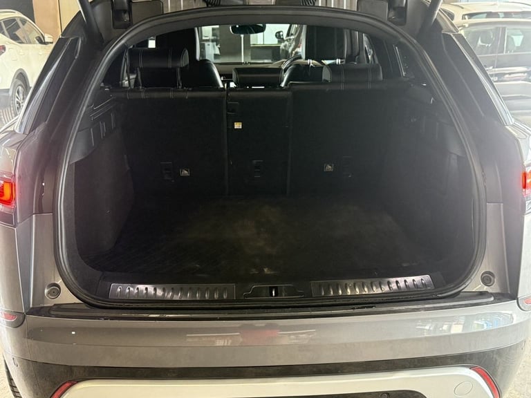 2018 Land Rover Range Rover Velar 2.0 D240 R-Dynamic HSE SUV 5dr Diesel Auto 4WD Euro 6 (s/s) (24...