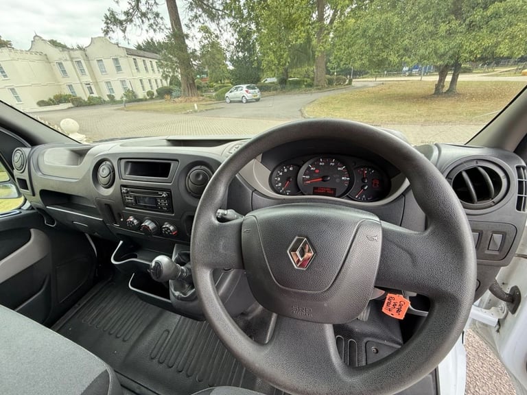 2015 Renault Master 2.3 dCi 35 CAMPERVAN Business Panel Van 5dr Diesel Manual FWD LWB Medium Ro M...