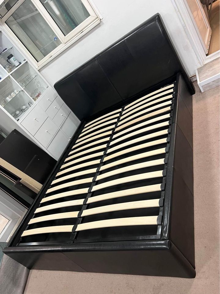 ]] Low Price - Small Double / Double Size Leather Ottoman Storage Bed - Optional Mattress - COD ]]