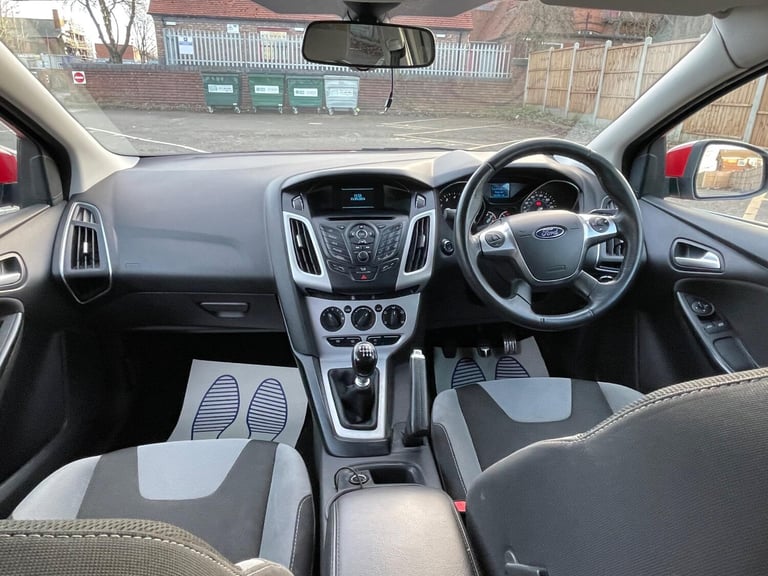2014 Ford Focus 1.0T EcoBoost Zetec S Euro 5 (s/s) 5dr HATCHBACK Petrol Manual