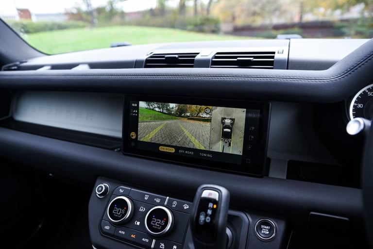 2023 Land Rover Defender 90 3.0 D250 MHEV Hard Top Commercial SUV 3dr Diesel Auto 4WD SWB Euro 6 ...