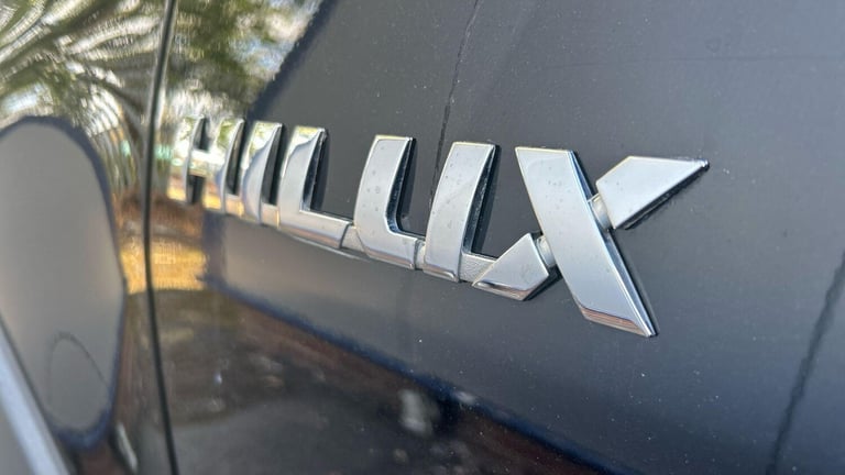 2024 Toyota Hilux 2.8 D-4D Invincible X Pickup Double Cab 4dr Diesel Auto 4WD Euro 6 (s/s) (2 PIC...