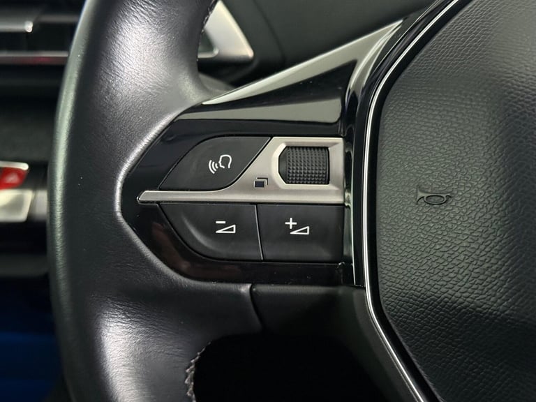 2018 Peugeot 3008 1.2 PureTech Allure Euro 6 (s/s) 5dr HATCHBACK Petrol Manual