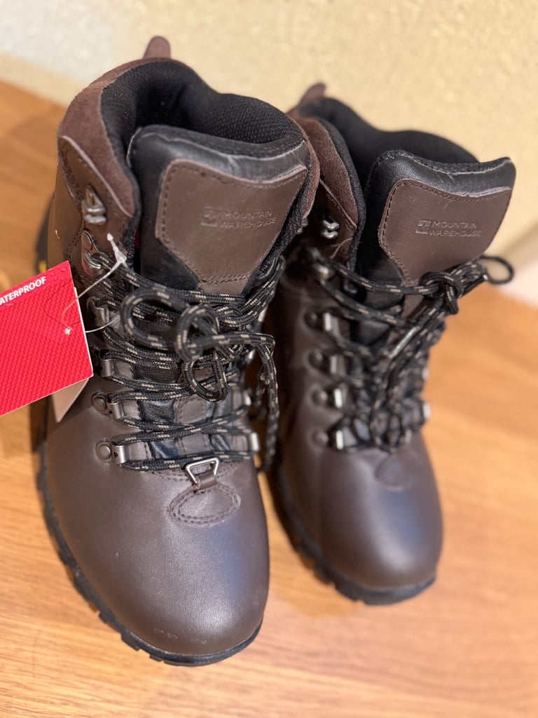 image for Mountain Warehouse Brown women’s walking boots Size 7. 