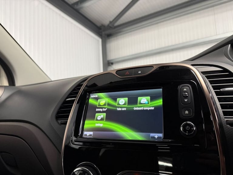 2016 16 RENAULT CAPTUR 1.5 DCI ENERGY ICONIC NAV SUV 5DR DIESEL MANUAL EURO 6 (S