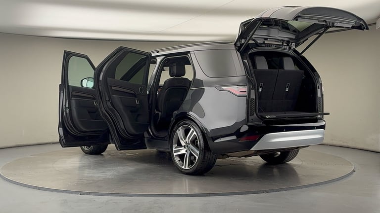 2023 Land Rover Discovery 3.0 D300 MHEV Metropolitan Edition SUV 5dr Diesel Auto 4WD Euro 6 (s/s)...