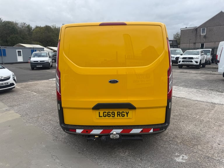 2019 Ford Transit Custom 2.0 340 EcoBlue Leader Panel Van AIR CON WET BELT DONE