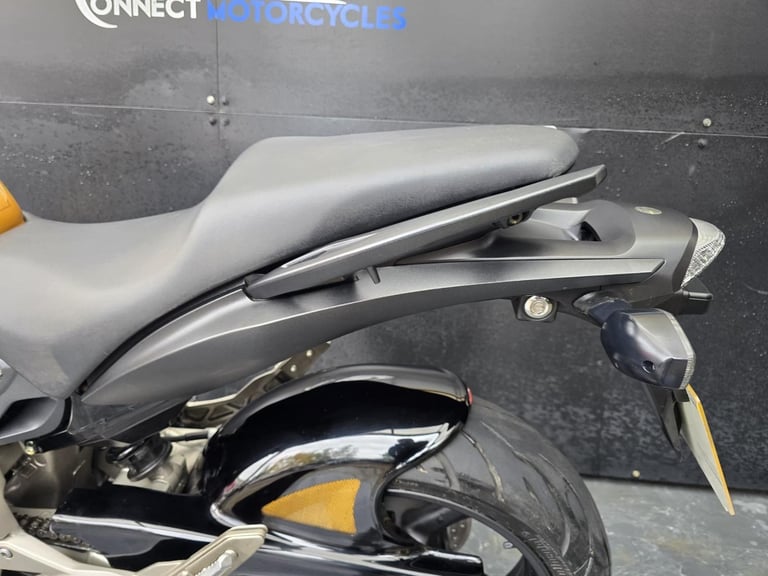 HONDA CB600 F-8 HORNET LOW MILEAGE HPI CLEAR