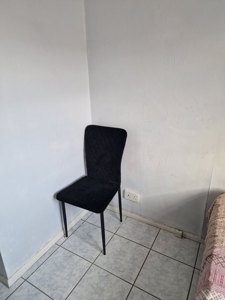 Single room for rent