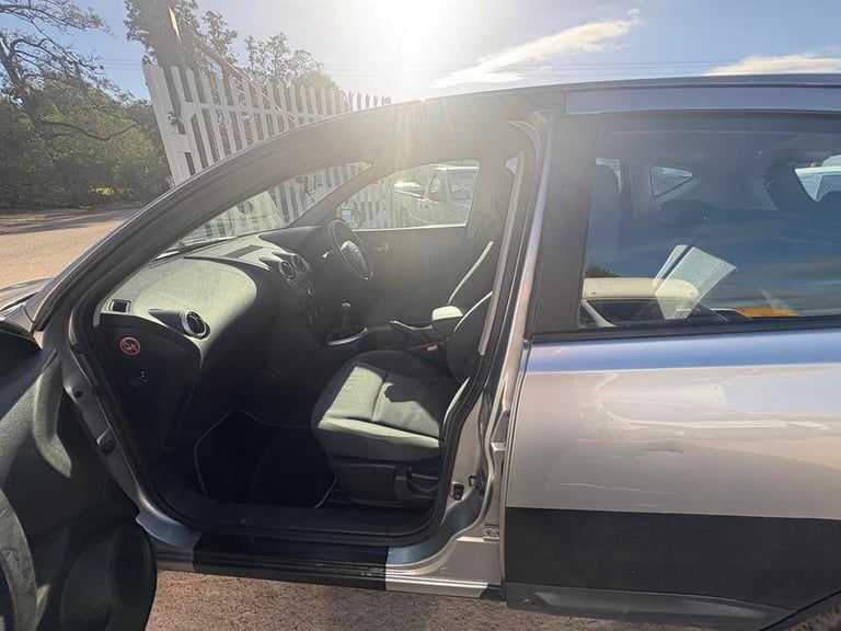 2010 Nissan Qashqai Qashqai Visia DCI Hatchback DIESEL Manual