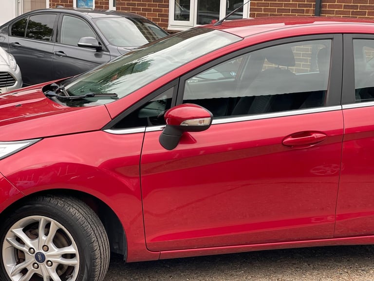 FORD FIESTA 1.0 T EcoBoost Zetec 2015
