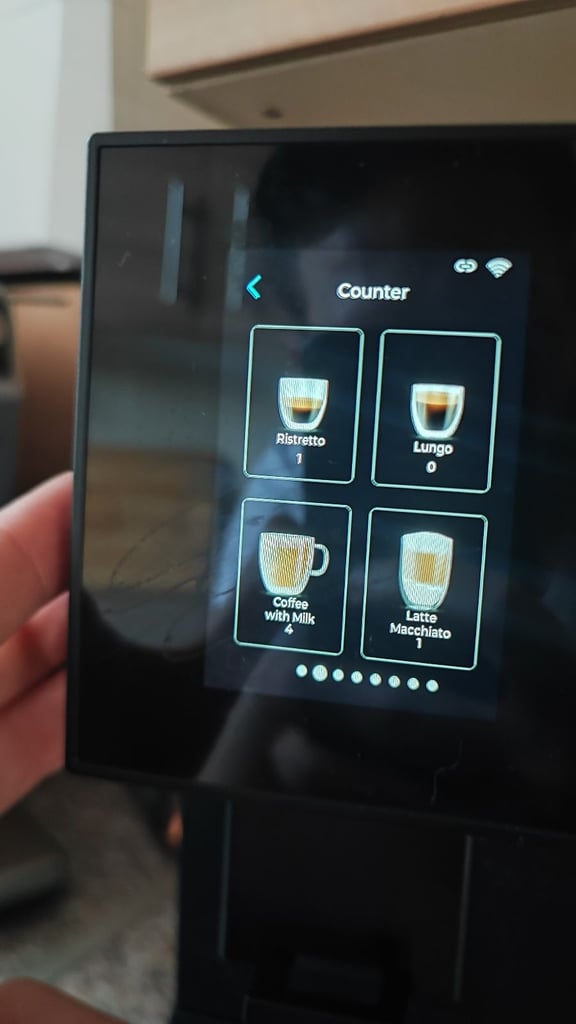 £430 smart super automatic bean to cup coffee machine CECOTEC CREMMAET COMPACTCCINO CONNECTED COFFEE