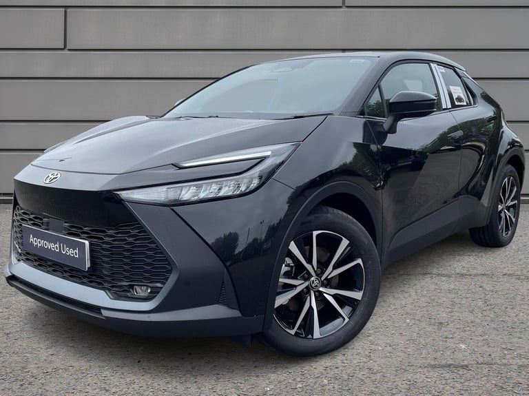2025 Toyota C-HR 2.0 PHEV Design 5dr CVT SUV Hybrid Automatic