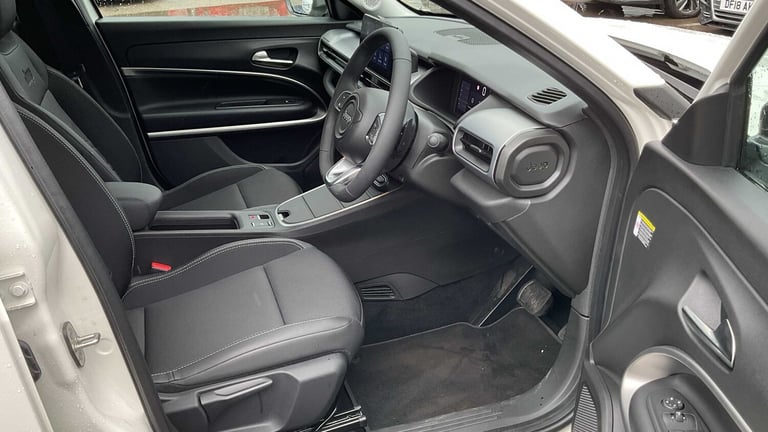  Jeep Avenger 1.2 e-Hybrid Summit 5dr DCT Hatchback Petrol Automatic