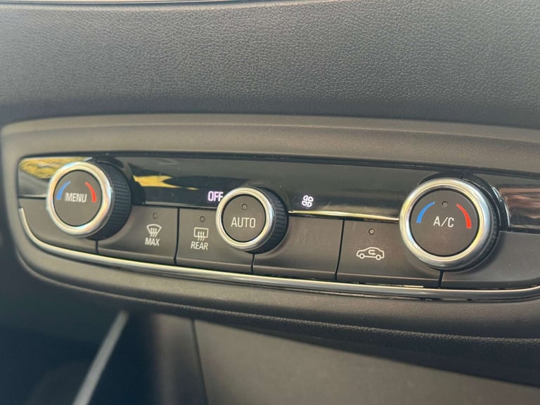 2019 Vauxhall Crossland X 1.2T ecoTec [110] SE 5dr [6 Speed] [S/S] HATCHBACK PETROL Manual