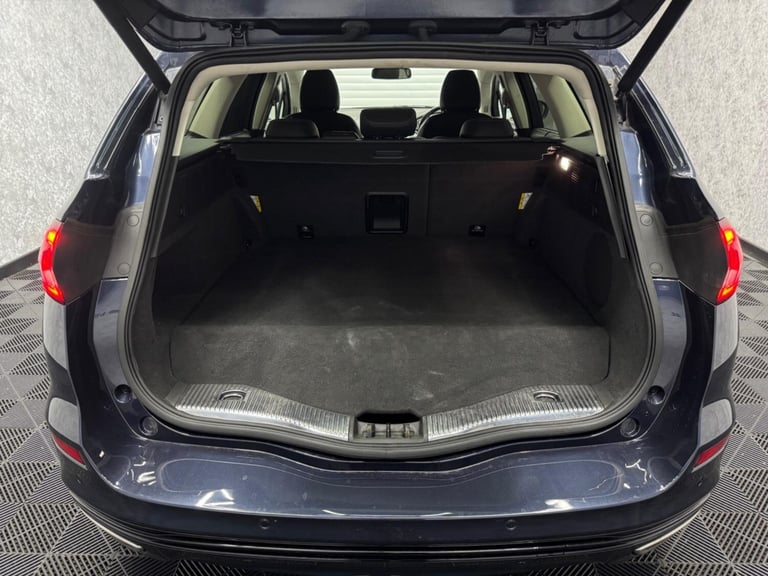 2019 Ford Mondeo 2.0 TiVCT Vignale CVT 6Spd Euro 6 (s/s) 5dr ESTATE Petrol/Electric Hybrid Automatic