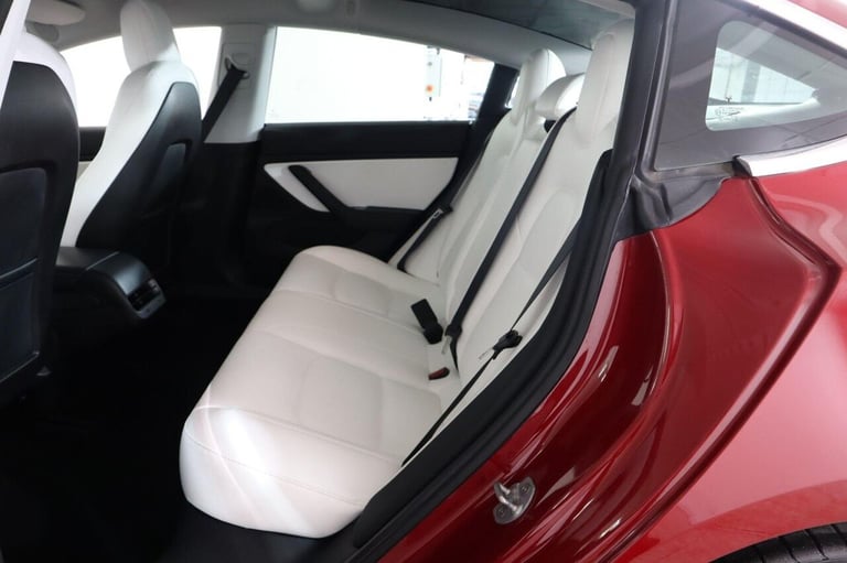 2019 Tesla Model 3 Performance AWD 4dr [Performance Upgrade] Auto SALOON ELECTRIC Automatic