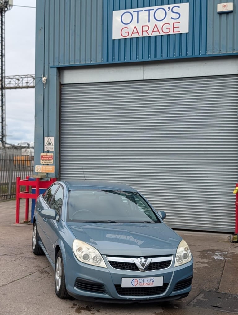 2006 Vauxhall Vectra 1.8i VVT Exclusiv 5dr HATCHBACK PETROL Manual