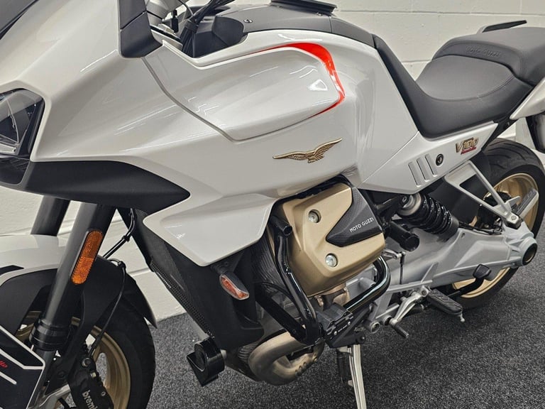 MOTO-GUZZI V100 MANDELLO - ONLY 6213 MILES - MOT UNTIL 2026