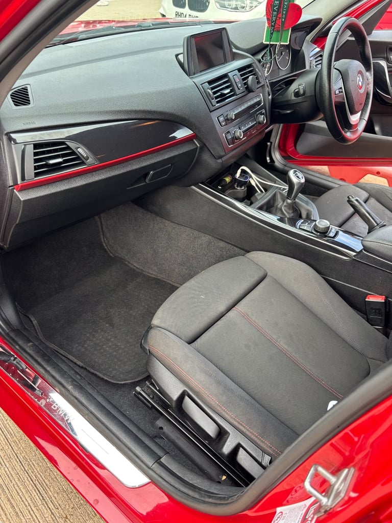 BMW, 1 SERIES, Hatchback, 2013, Manual, 1995 (cc), 5 doors