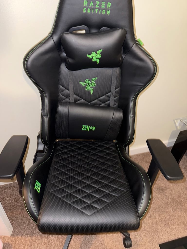image for RAZER GAMING CHAIR 