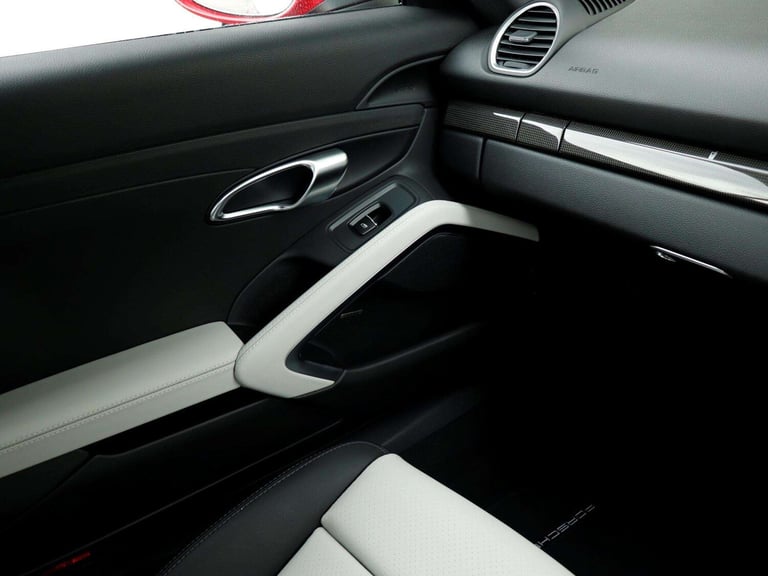 2025 Porsche Cayman 2.0 2dr PDK COUPE PETROL Automatic