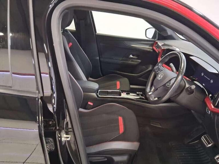 2022 Vauxhall Mokka X 50kWh SRi Premium SUV 5dr Electric Auto (136 ps) HATCHBACK Electric Automatic