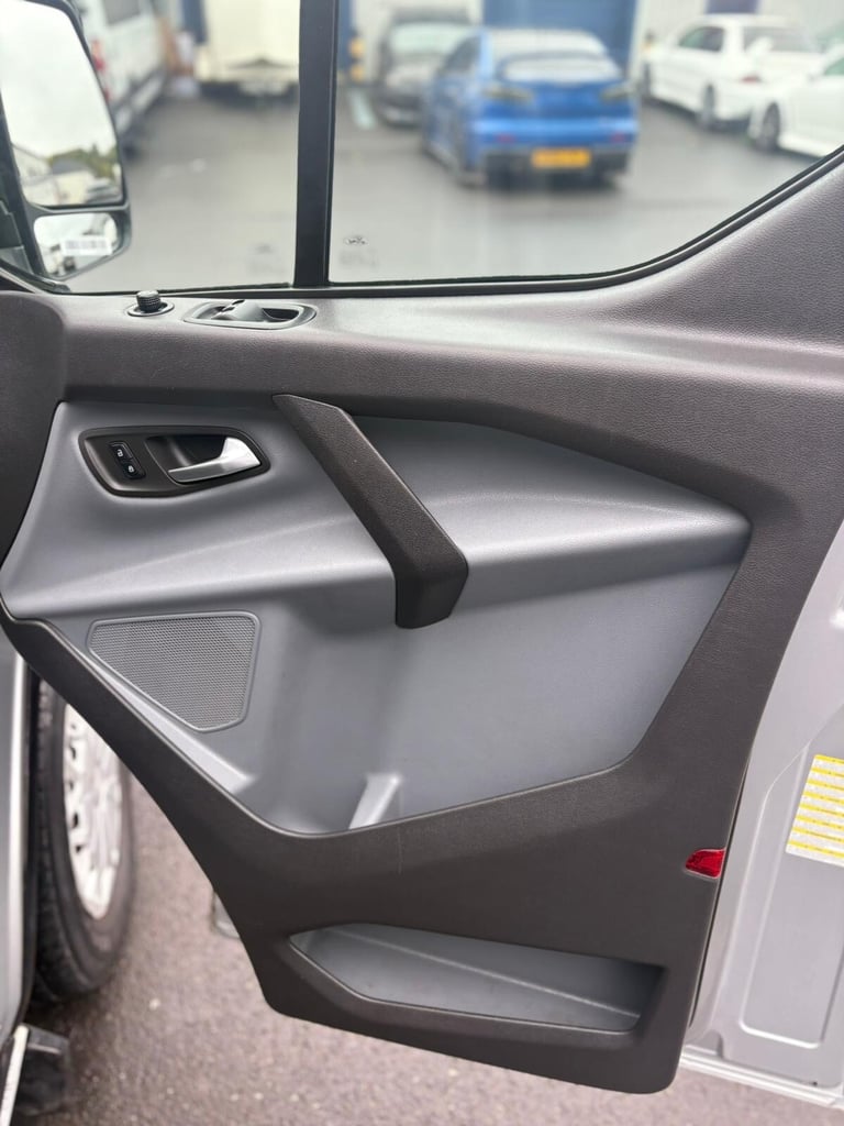 2015 Ford Transit Custom 2.2 TDCi 125ps Low Roof Trend Van PANEL VAN Diesel Manual